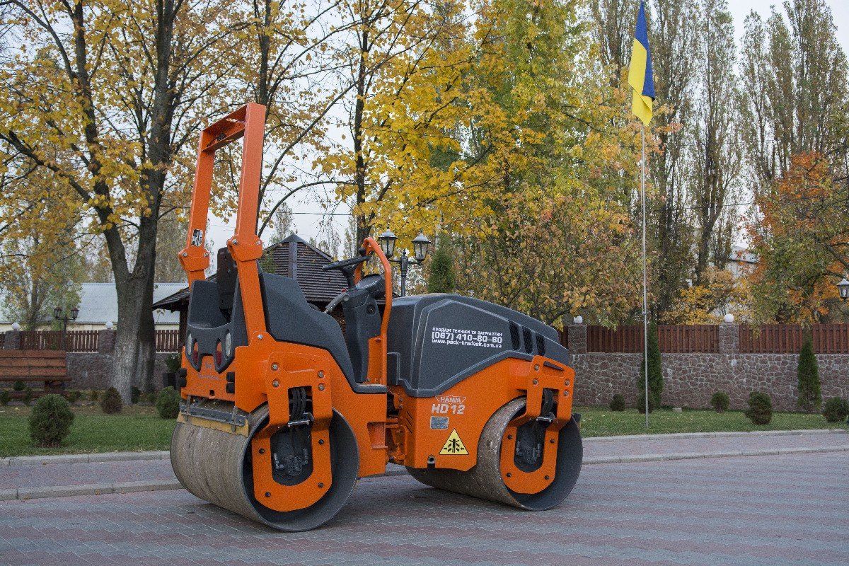 Тротуарный каток Hamm HD 12VV - 3 тонны