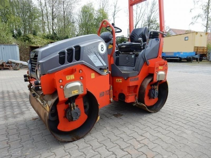 Тротуарный каток Hamm HD 12VV - 3 тонны