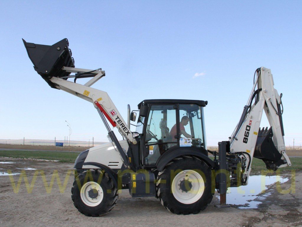 Экскаватор-погрузчик Terex-860