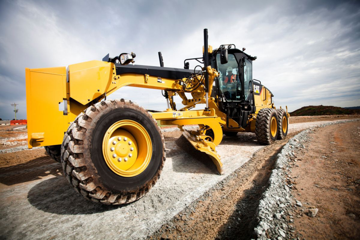 Автогрейдер Caterpillar 160 - 21 тонна